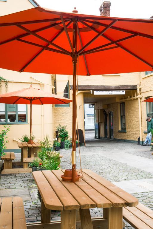 The Dolphin Hotel Wincanton Exterior foto